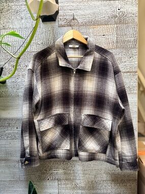 🏷 beachlunchlounge | Buffalo Check Plaid Boxy Shacket - Women's XL, Brown/Cream